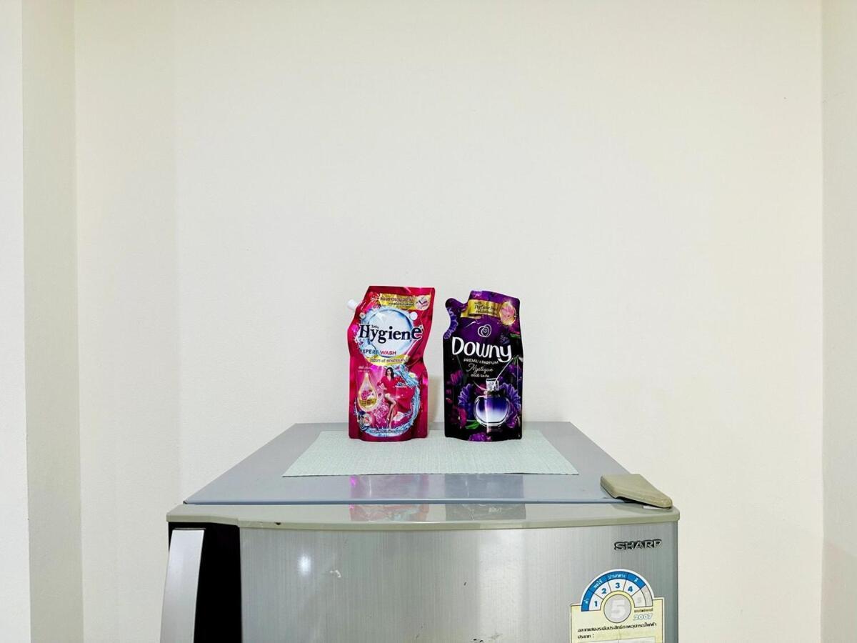 Wisdom Burg Bangsaen, Pool, Gym Aparthotel Ban Rong Khoei Kültér fotó