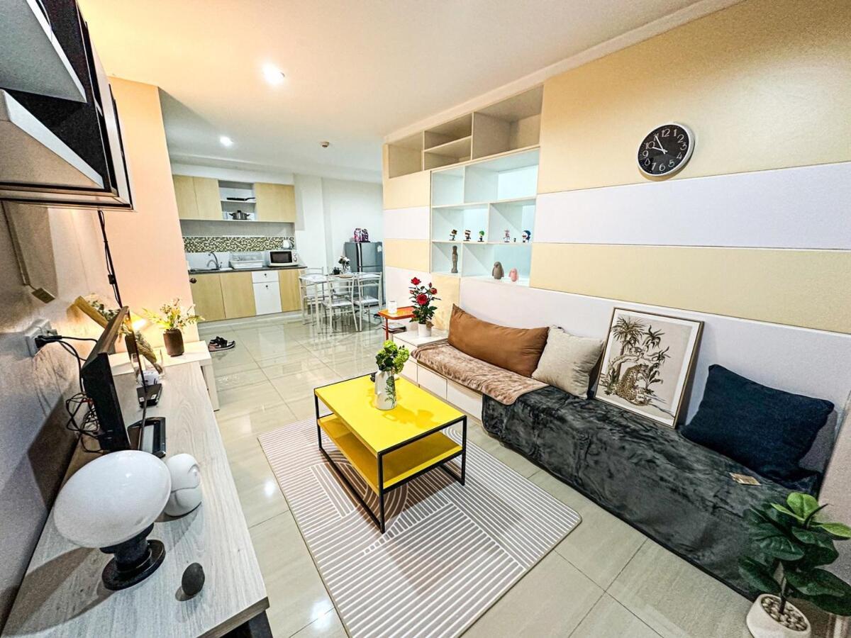 Wisdom Burg Bangsaen, Pool, Gym Aparthotel Ban Rong Khoei Kültér fotó