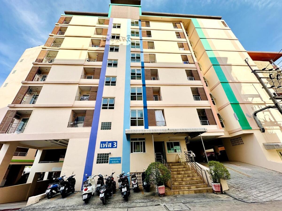 Wisdom Burg Bangsaen, Pool, Gym Aparthotel Ban Rong Khoei Kültér fotó